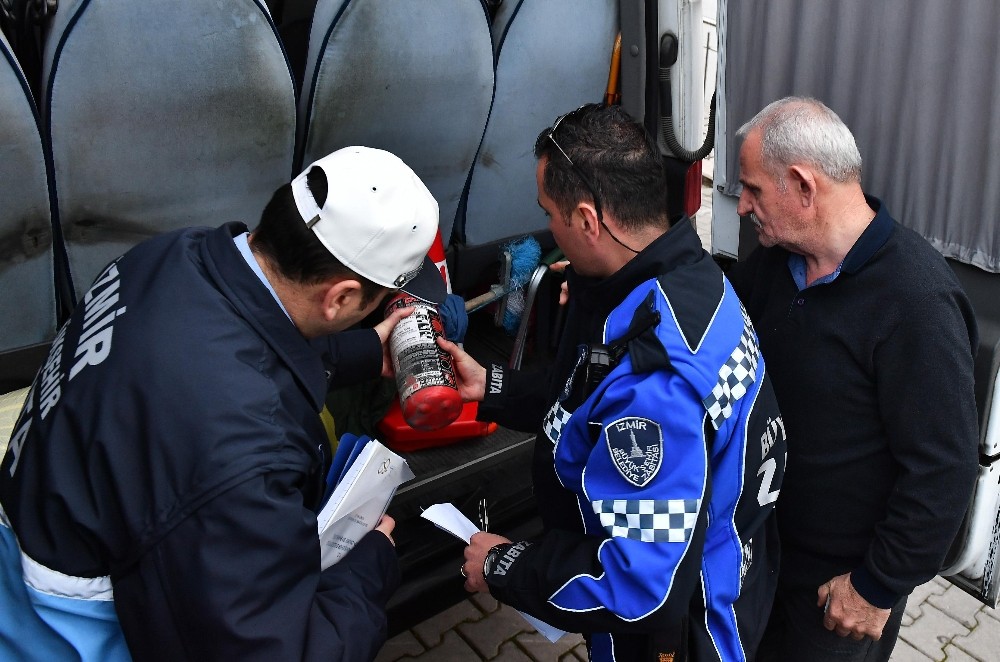 İzmir’de öğrenci servislerine denetim 