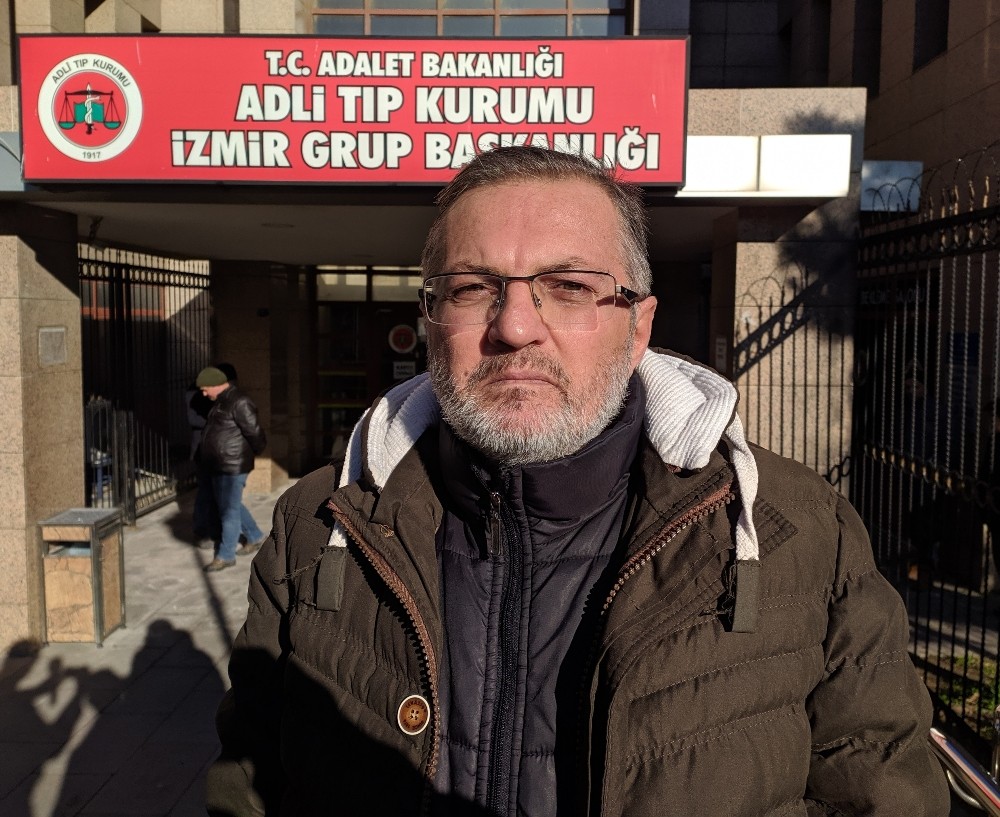 İzmir’de organ naklinden sonra hayatını kaybeden üçüncü hastanın cenazesi teslim alındı 