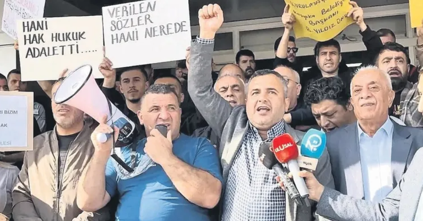 İzmir'de Pazarcı Esnafı 'CHP'li Vekillerin Rant Tuzağını' Bozdu