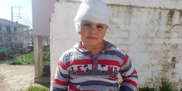 İzmir'de pitbull dehşeti... Minik Çınar'ın bir anda üzerine atladı