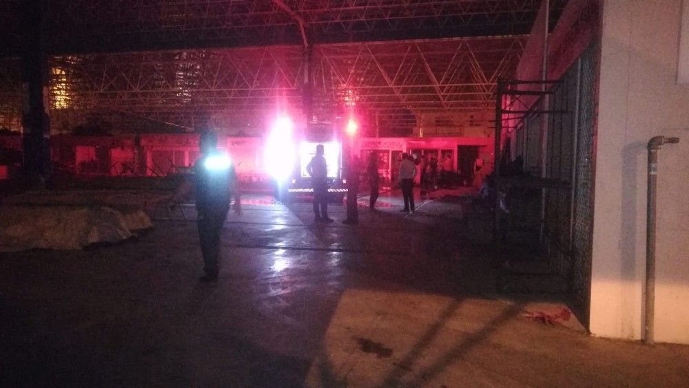 İzmir’de sanayi tipi tüp patladı 