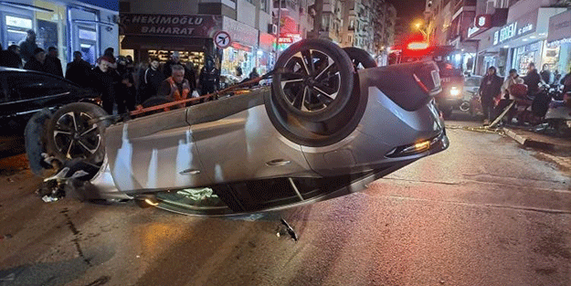 İzmir'de silahla yaralandıktan sonra kaza yapan kişi hayatını kaybetti