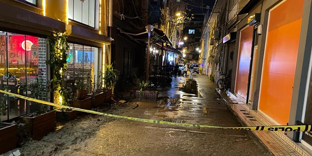 İzmir'de silahlı saldırı