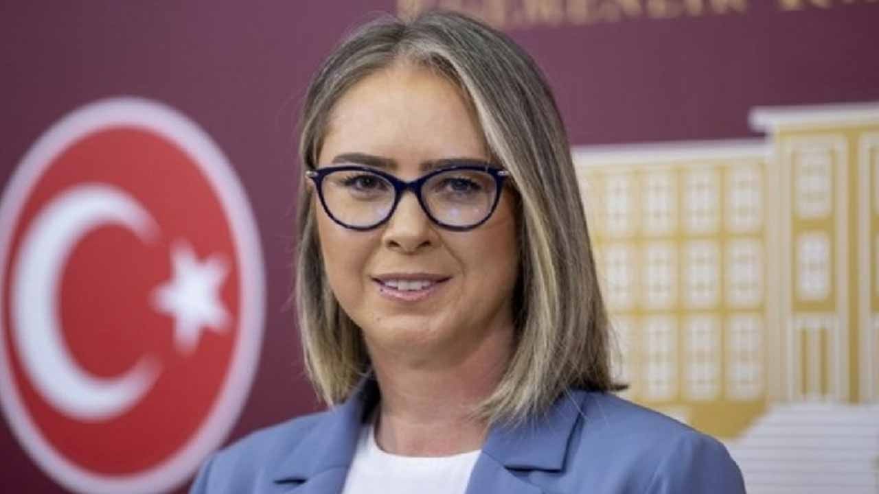 İzmir’de siyaset alev aldı tartışma büyüyor! AK Partili Çankırı’dan Cemil Tugay’a sert sözler