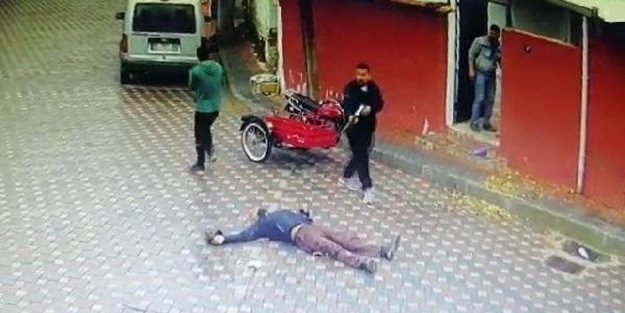 İzmir'de sokak ortasında korkunç cinayet! Defalarca ateş etti