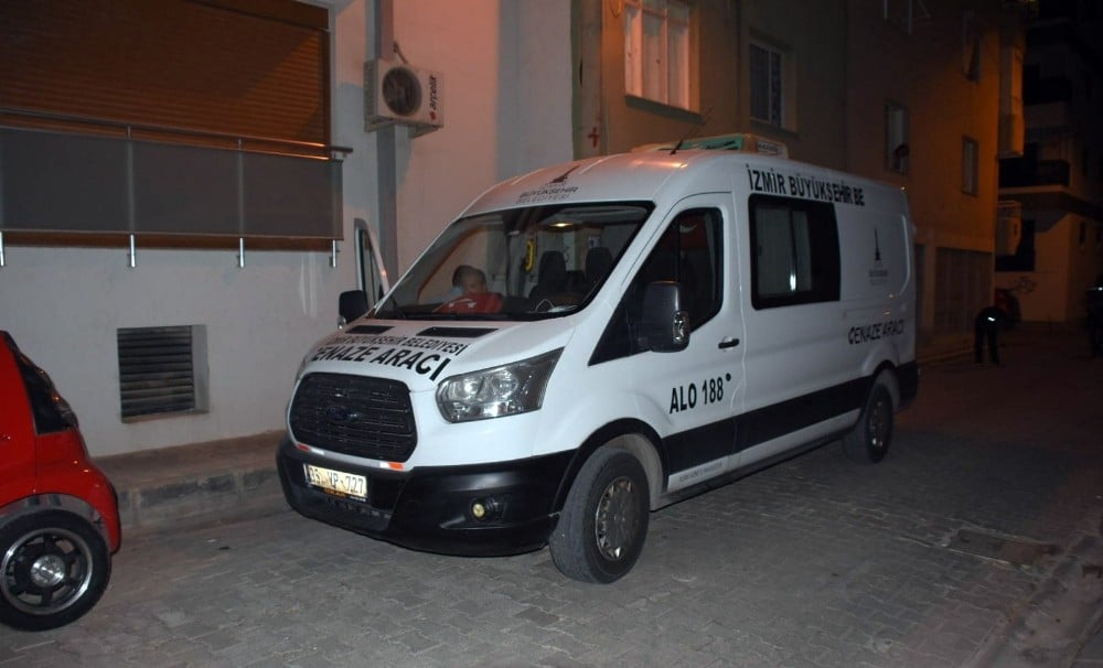 İzmir’de şüpheli ölüm 