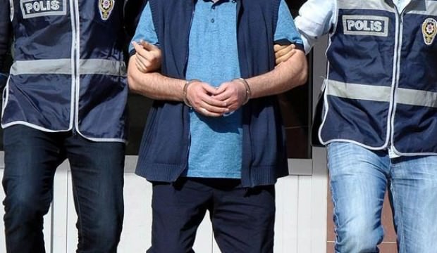İzmir'de terör soruşturmasına 13 kişi gözaltında