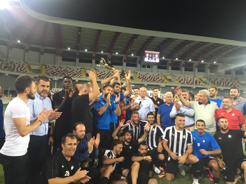 İzmir’de TSYD Ege Kupası heyecanı 