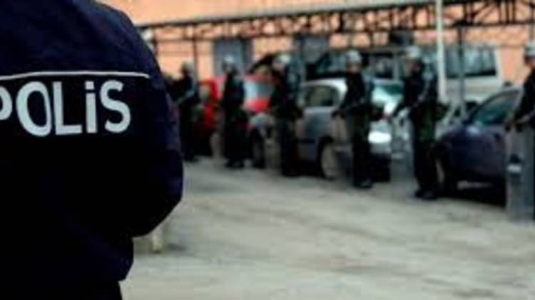 İzmir'de uyuşturucu operasyonu