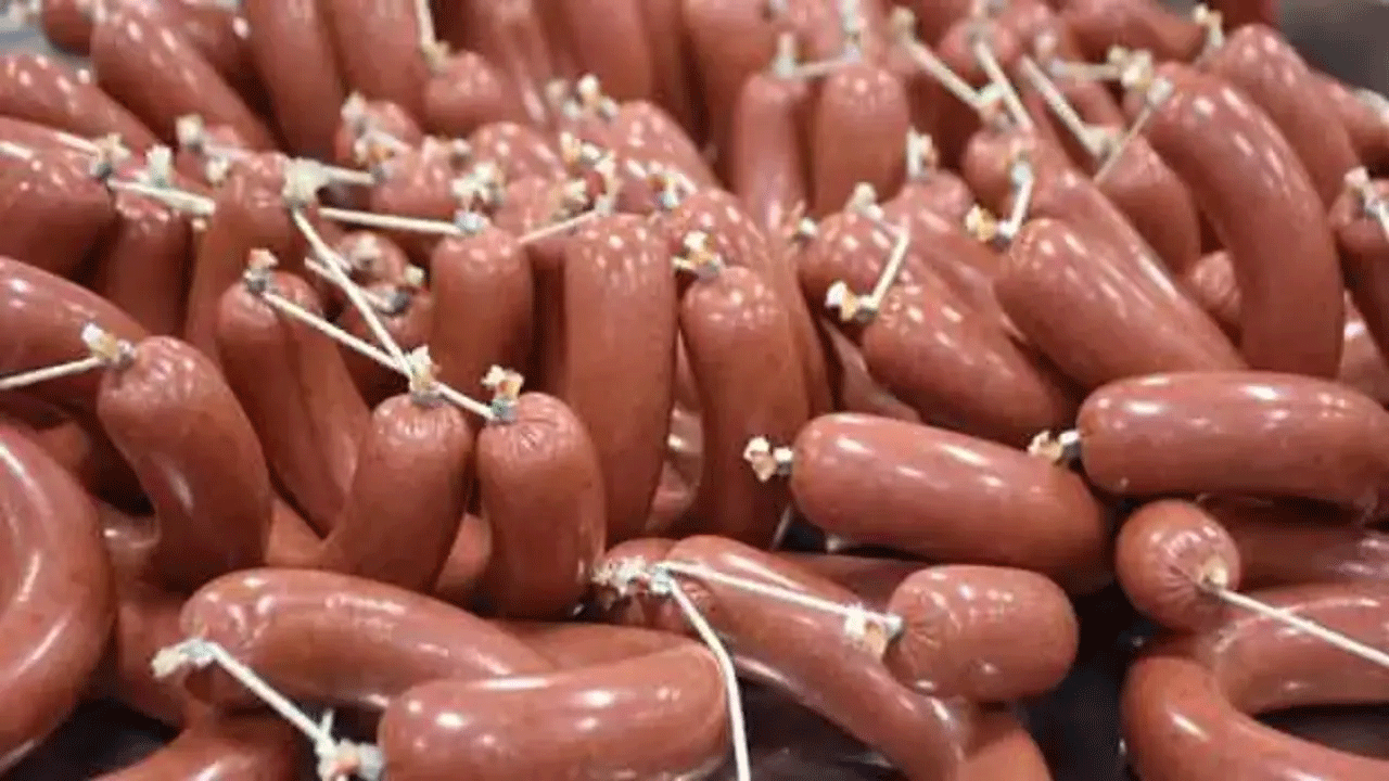 İzmir'de yapılan denetimlerde şok gerçek ortaya çıktı! Kırmızı et yerine bakın ne yedirmişler...