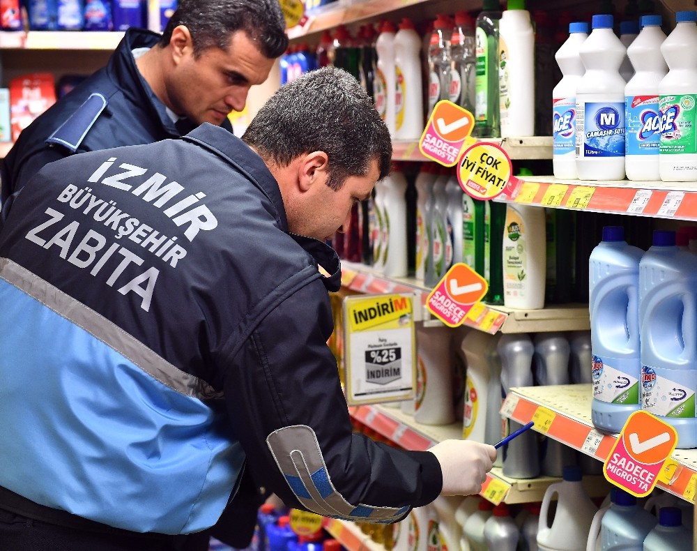 İzmir’de zabıtadan korona virüsü fırsatçılarına denetim 