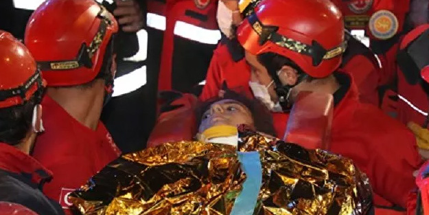 58 saat sonra enkazdan çıkarılan İdil, koronavirüse yakalandı
