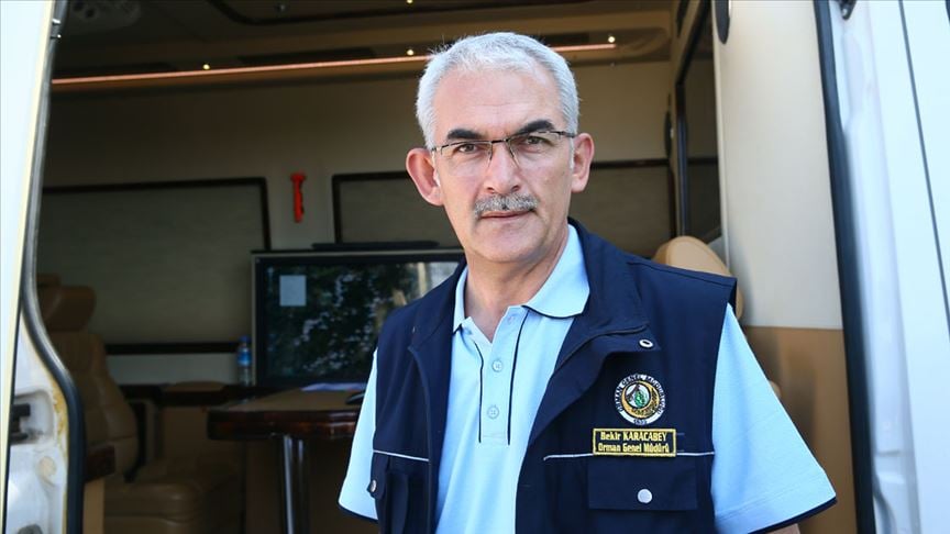 İzmir'deki yangınla ilgili soğutma ve soruşturma devam ediyor.