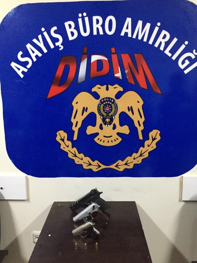 İzmir’den kaçtılar, Didim’de yakalandılar 