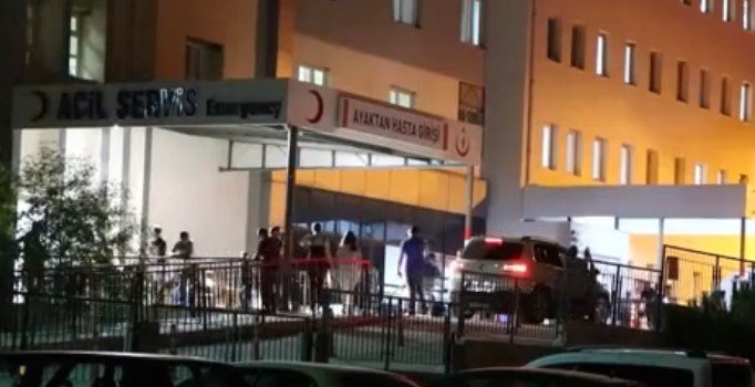 İzmir’in Bergama ilçesinde gıda zehirlenmesi şüphesi