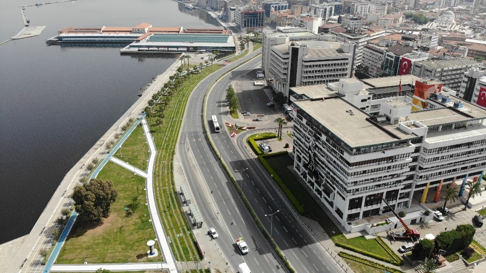 İzmir’in sakin görüntüsü havadan görüntülendi 