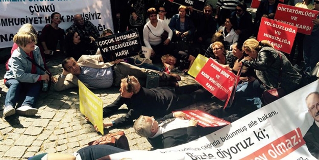 İzmirli CHP'liler köpeği de eyleme çağırdı