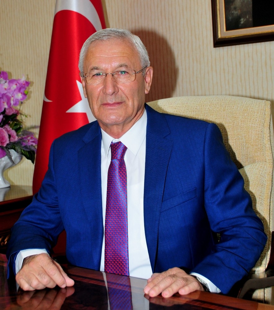 İzmirli taksicilerden, “Akaryakıtta ÖTV ve KDV alınmasın” çağrısı 