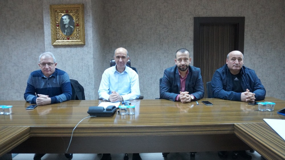 İzmit Belediyesi encümeni toplandı 