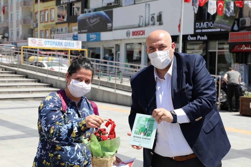 İzmit Belediyesi yılın çevrecilerine ödüllerini verdi 