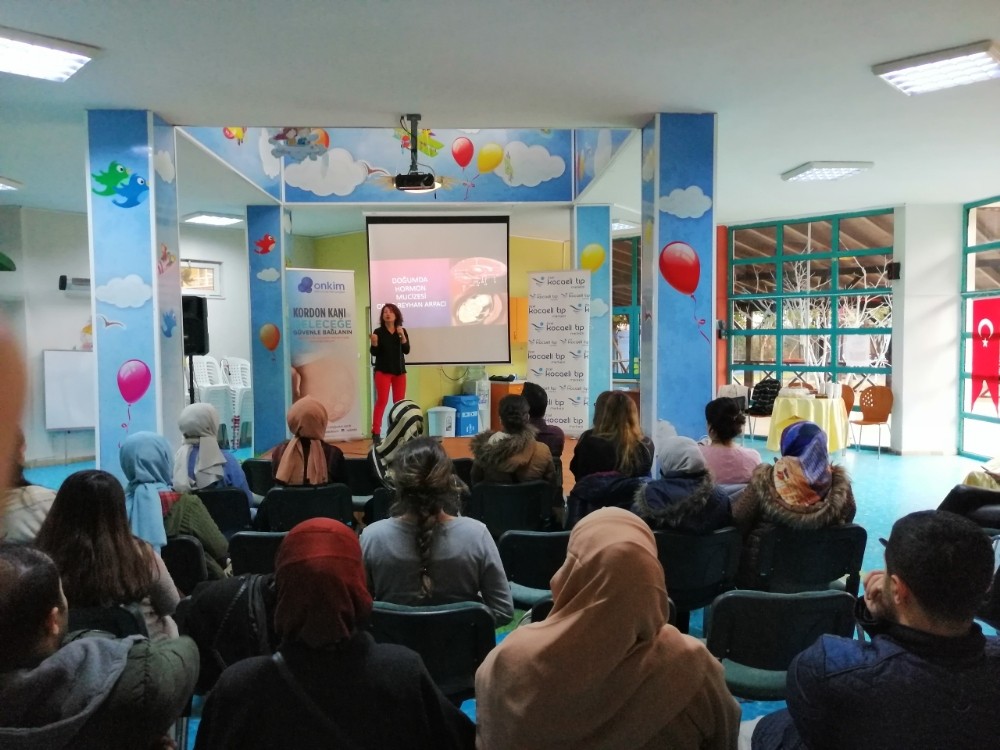 İzmit Belediyesi’nden anne adaylarına gebelik eğitimi 