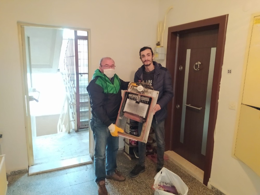 İzmit Belediyesiyle atıklar ayrıştırılıyor, gelecek temizleniyor 