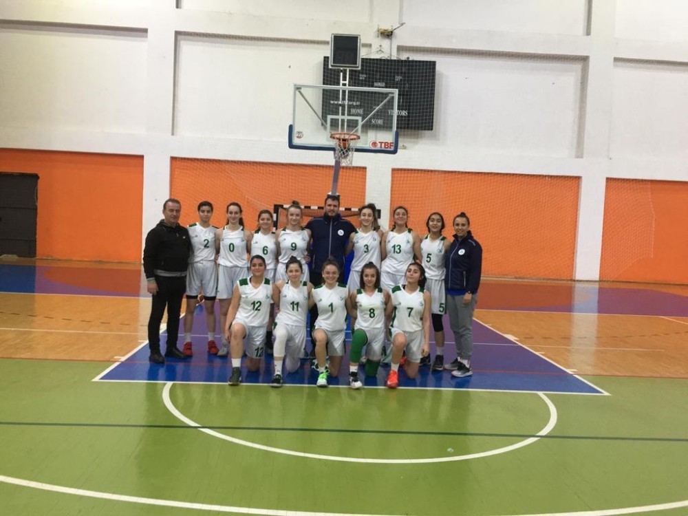 İzmit Belediyespor U-16 Basketbol Takımı Tekirdağ’dan galibiyetle döndü 
