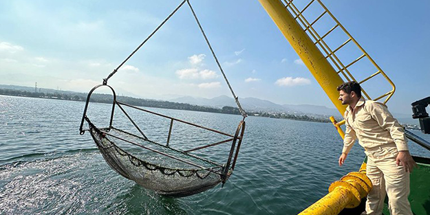 İzmit Körfezi'ndeki dip çamuru temizliği biyoçeşitliliği artıracak...