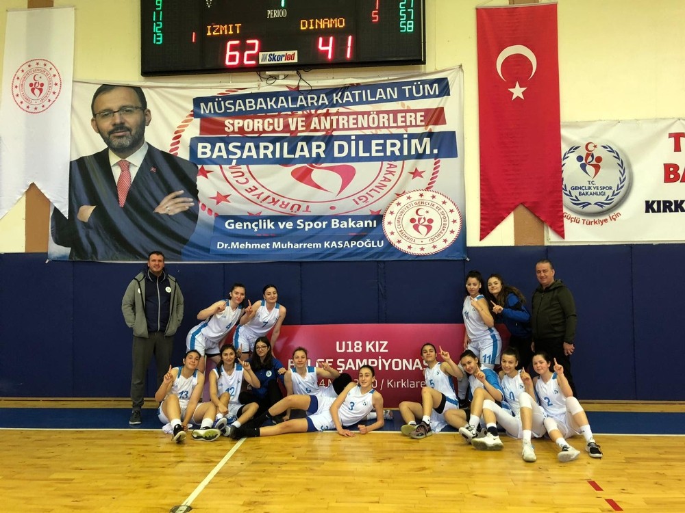 İzmit’in kızları, Kırklareli’de avantaj yakaladı 