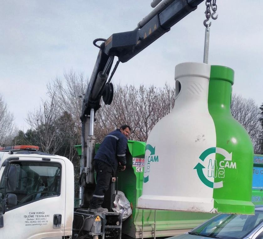 İzmit’te ayda 150 ton cam toplanıyor 