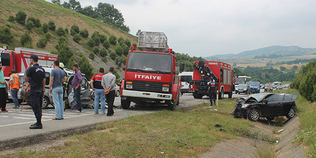 İzmit'te korkunç kaza! Feci şekilde can verdiler