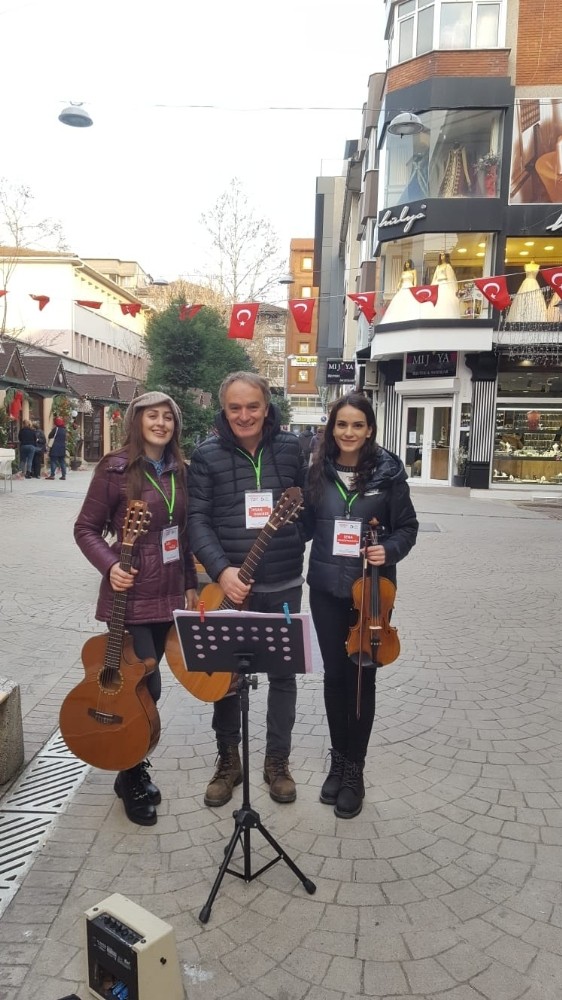 İzmit’te Mavi Yeşil Sokak Etkinlikleri başladı 