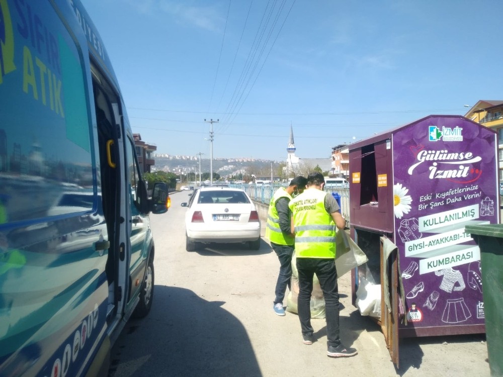 İzmit’te tekstil kumbaralarının sayısı 250’ye çıkarıldı 