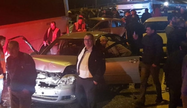 İzmit'te TEM yolunda zincirleme kaza: 14 yaralı