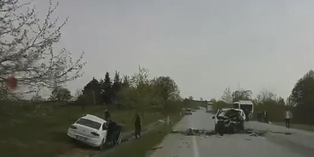 İzmit'te zincirleme kaza: 2 ölü