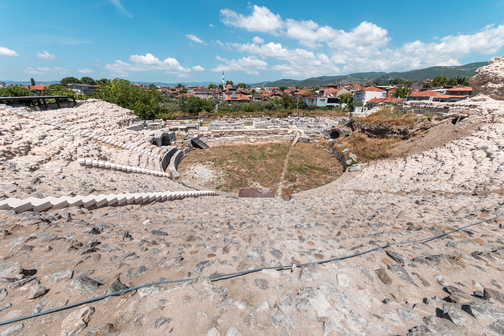 İznik Roma Tiyatrosu turizme kazandırılıyor