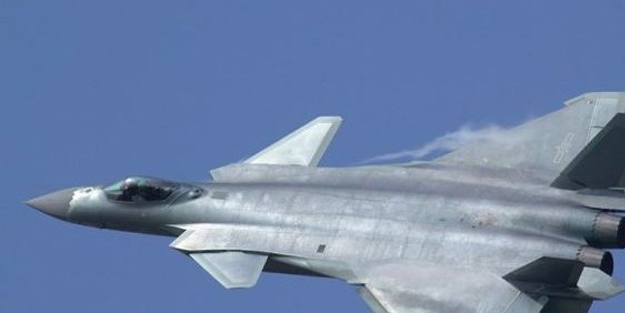 J-20 Çin'in 5. nesil görünmez savaş uçağı diğer adı Güçlü Ejderha ilk kez görüldü! Çin'den ABD'ye büyük gözdağı!