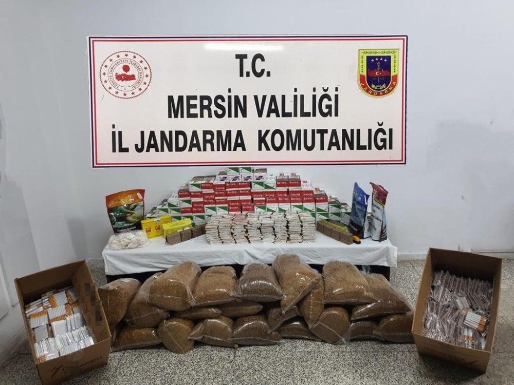 Jandarma 66 kilogram kaçak tütün ele geçirdi 