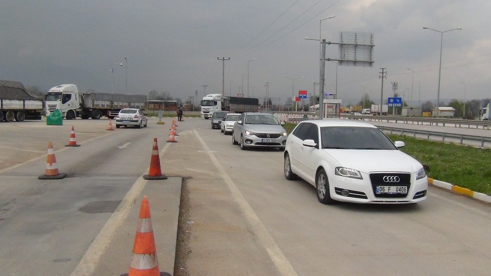 Jandarma alarma geçti, kontrol noktası oluşturdu 