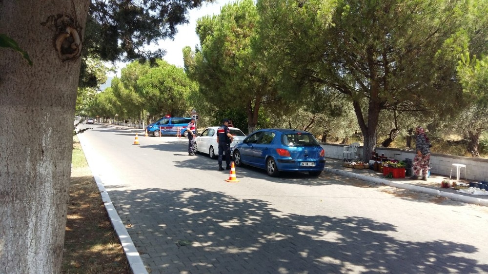 Jandarma aranan 16 kişiyi yakaladı 