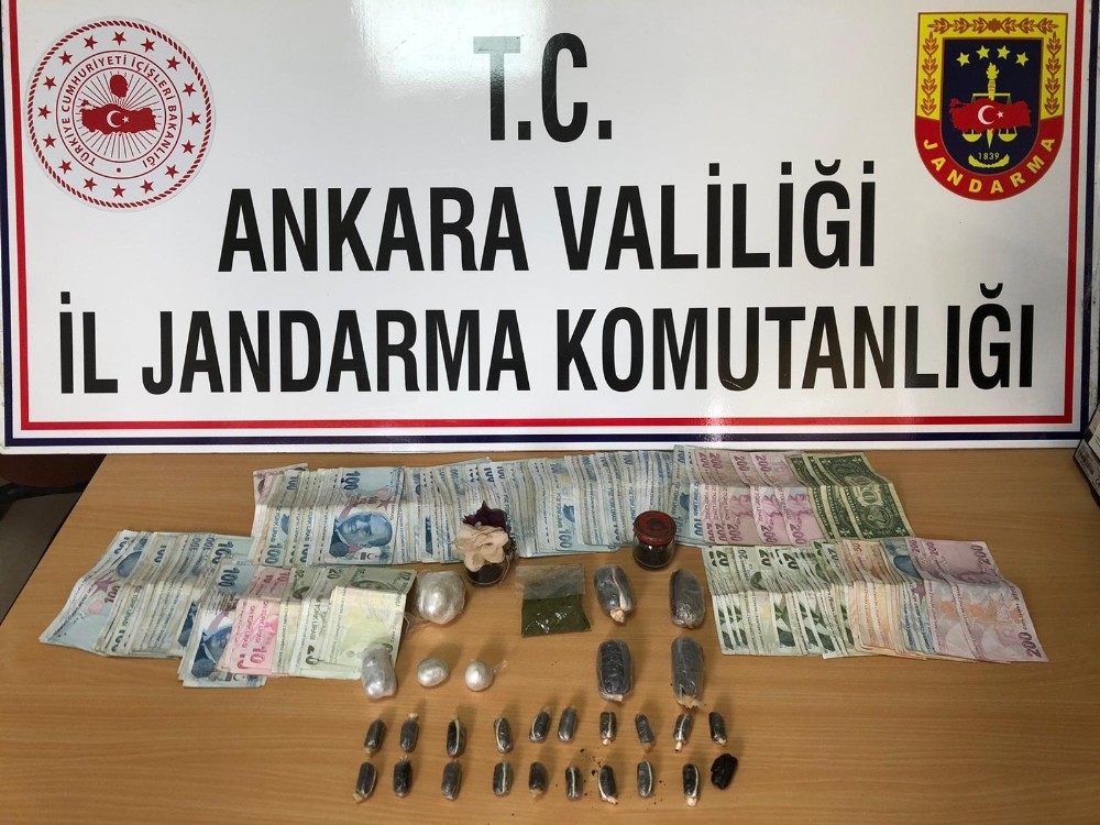 Jandarma ekipleri Ankara’da uyuşturucu madde yakaladı 