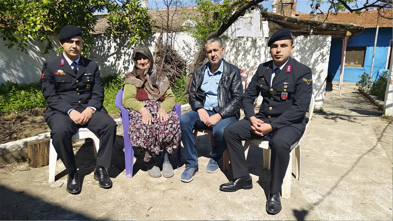 Jandarma ekipleri gazi ailelerini yalnız bırakmadı!