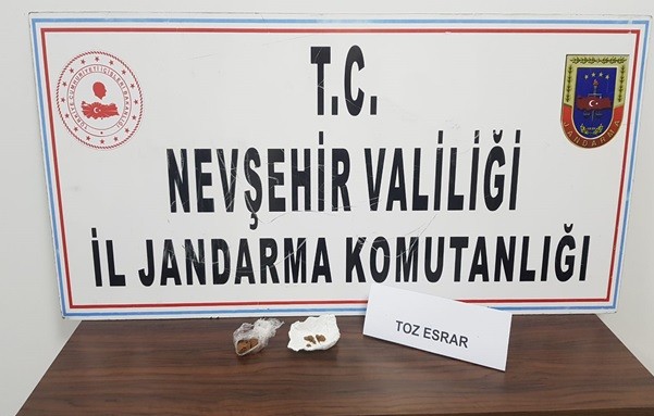 Jandarma ekipleri uyuşturucudan 1 kişiyi gözaltına aldı 