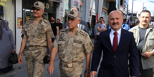 Orgeneral Arif Çetin'den Ağrı'ya çıkarma