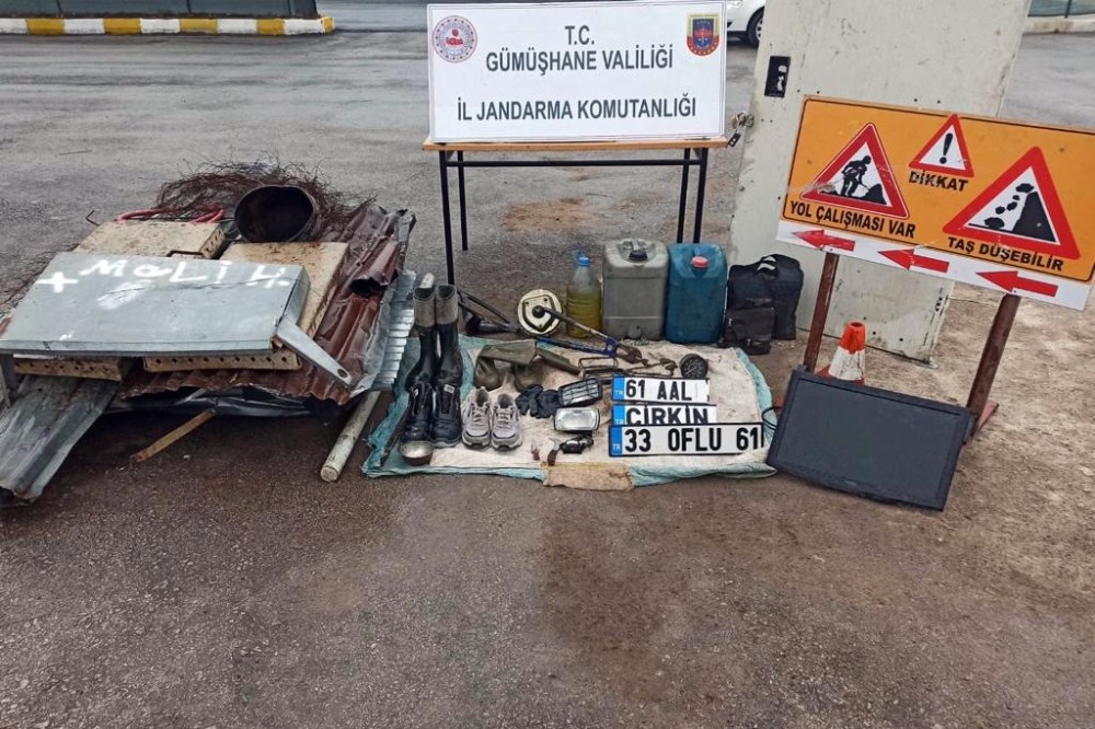 Jandarma hırsızları yol kontrolünde yakaladı 