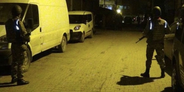 Özel Harekat'tan sır operasyon