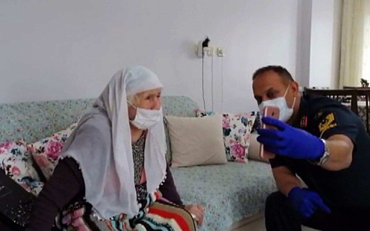 Jandarma sayesinde eşinin mezarını görüp dua etti