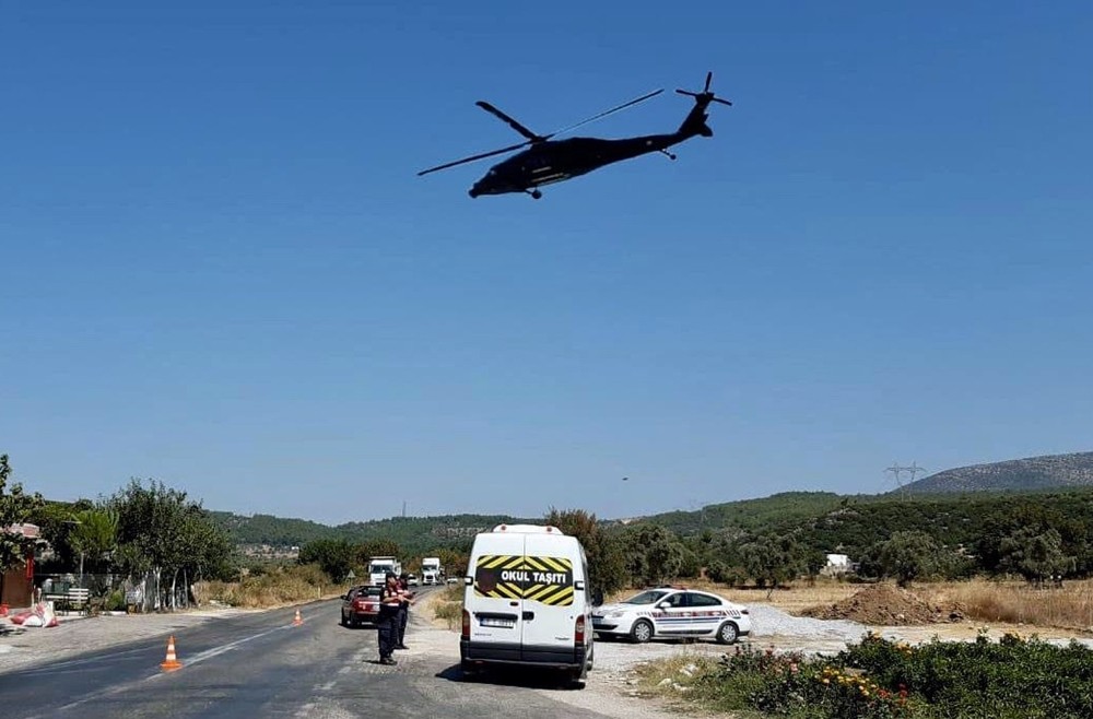 Jandarma sürücüleri havadan denetliyor 