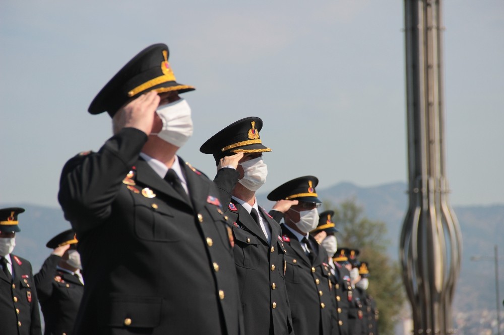 Jandarma teşkilatının 181. yaşı İzmir’de törenle kutlandı 