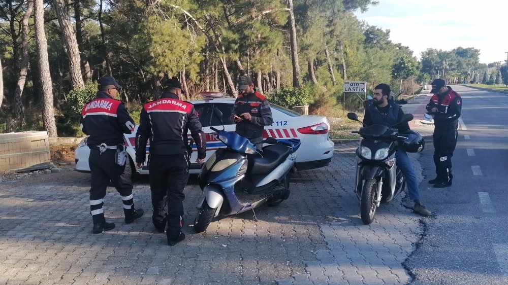 Jandarma Trafik göz açtırmıyor 